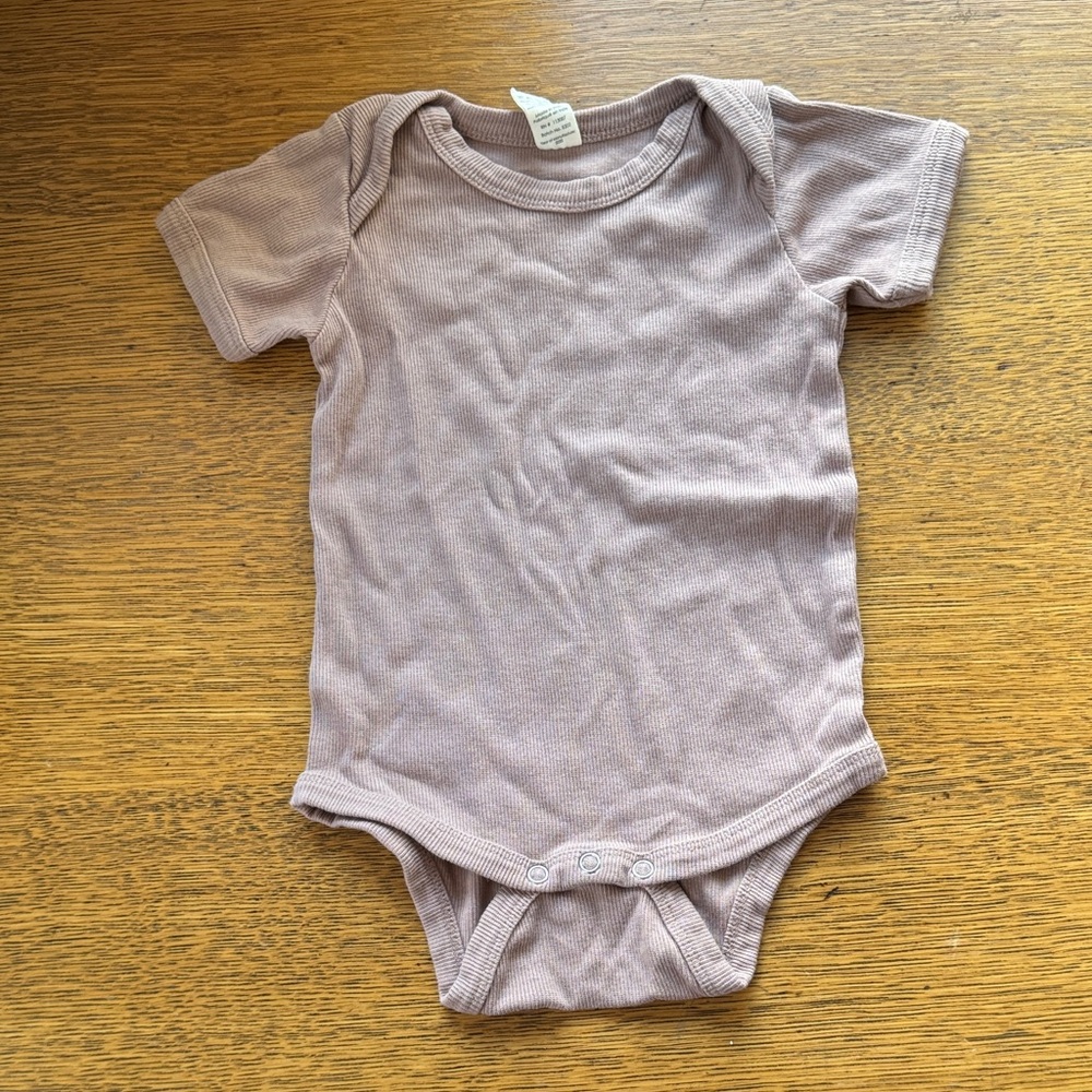 Kate Quinn onesie, 12-18m
